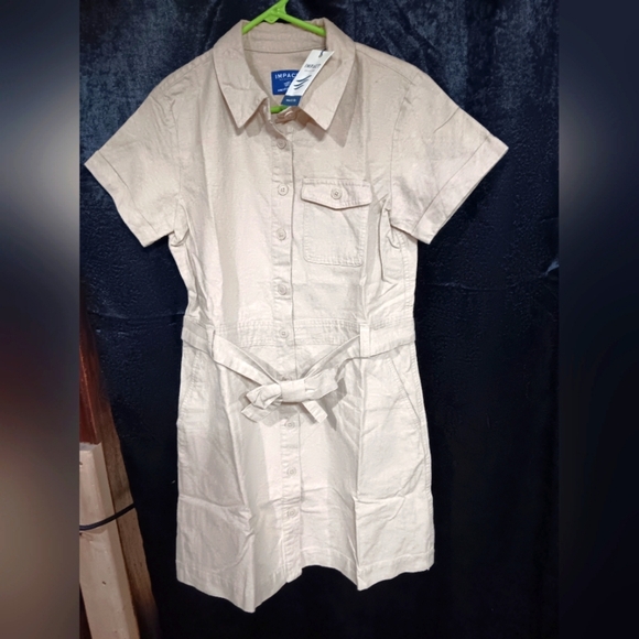 United By Blue Dresses & Skirts - NWT impact collection size small button down collar dress